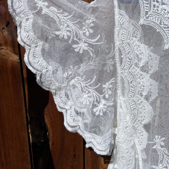 Embroidered top - Picture 3 of 3